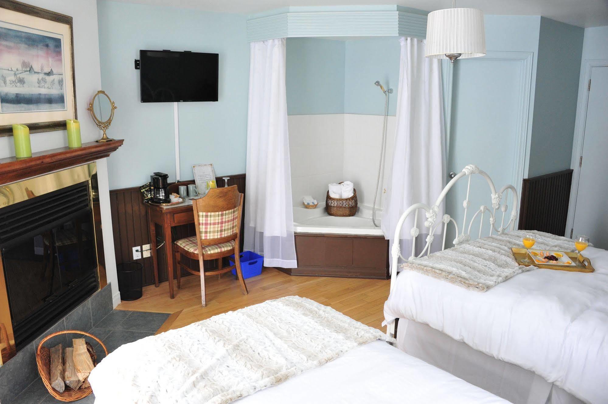 L'Authentique Auberge De Charlevoix Les Éboulements Εξωτερικό φωτογραφία