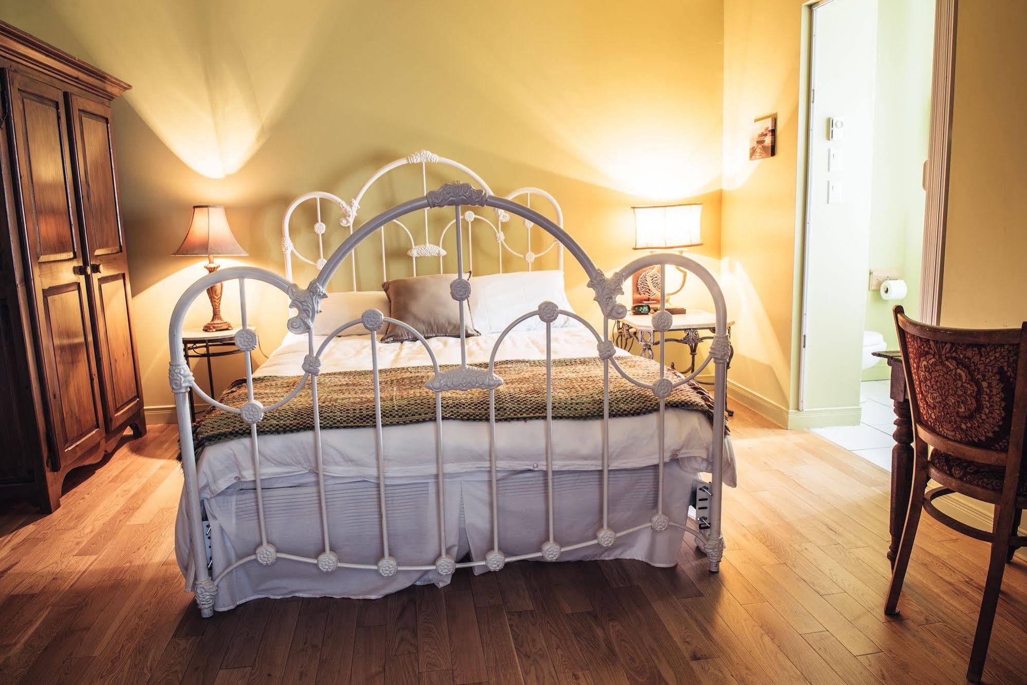 L'Authentique Auberge De Charlevoix Les Éboulements Εξωτερικό φωτογραφία
