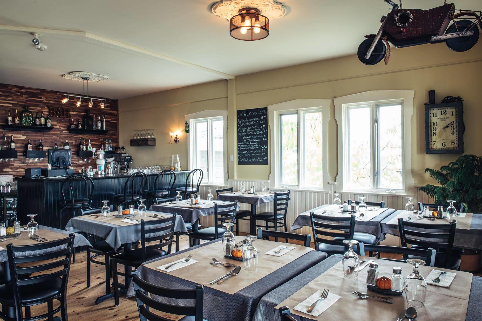 L'Authentique Auberge De Charlevoix Les Éboulements Εξωτερικό φωτογραφία